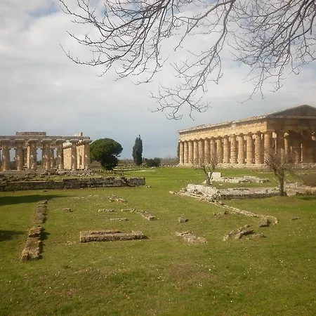 Bed & Breakfast La Roccia 3*